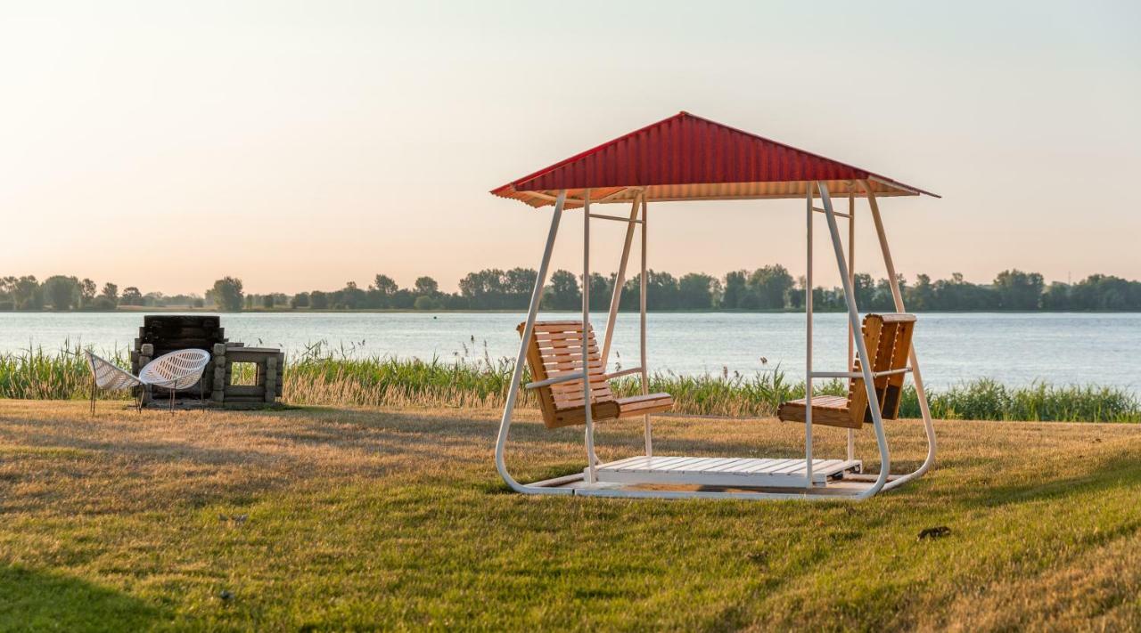 Au Doc Motel Repentigny Exteriér fotografie